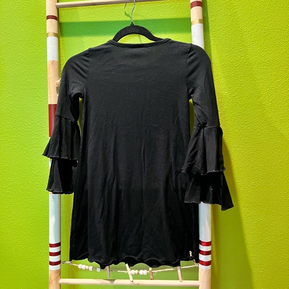 Black Kids Dress With Ruffled Sleeves Art Class Medium 7/8 - Picture 2 of 2